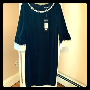 Black /white  Dress  Karl Lagerfeld size 4